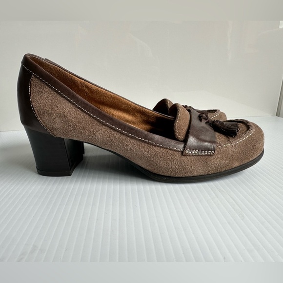 Naturalizer Suede Oxford Pump Taupe Brown Tassels Size 8 Comfortable Office - Picture 5 of 10